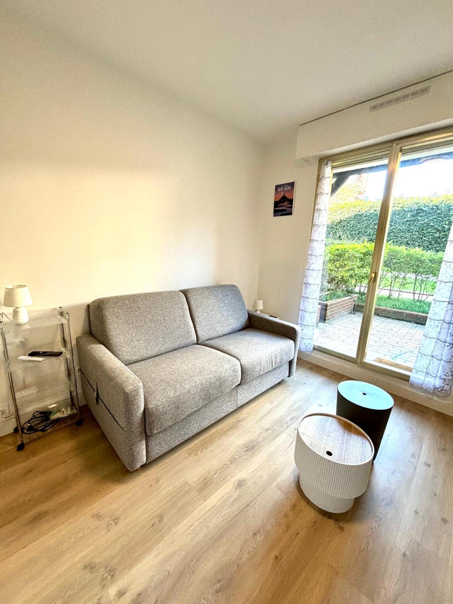 Studio En Rez De Jardin Deauville Centre Et Plage Zewnętrze zdjęcie